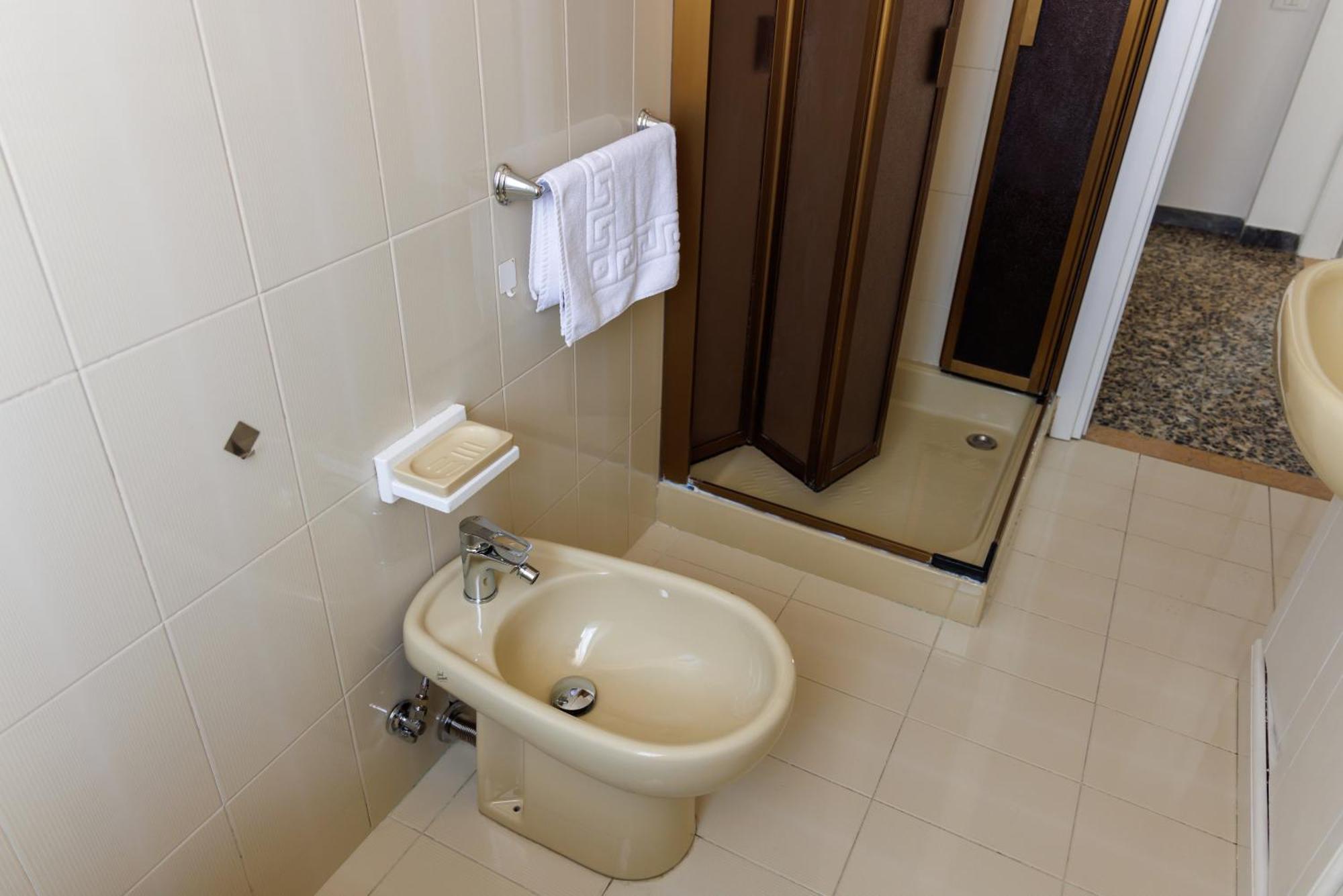 Laura Home Verona Bagian luar foto